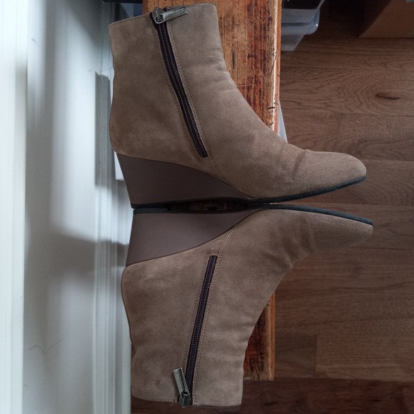 Aquatalia Brown Taupe Suede Wedge Boots Made in ITALY - Picture 6 of 14